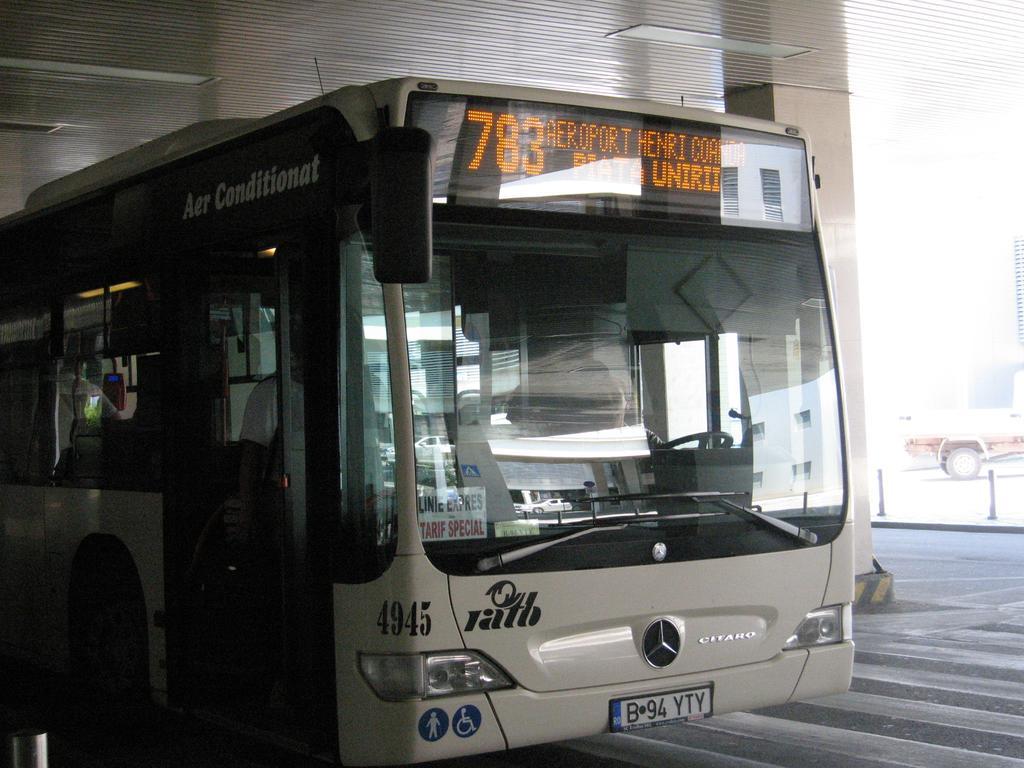 Bucharest Airport Suites & Villas Otopeni Kültér fotó