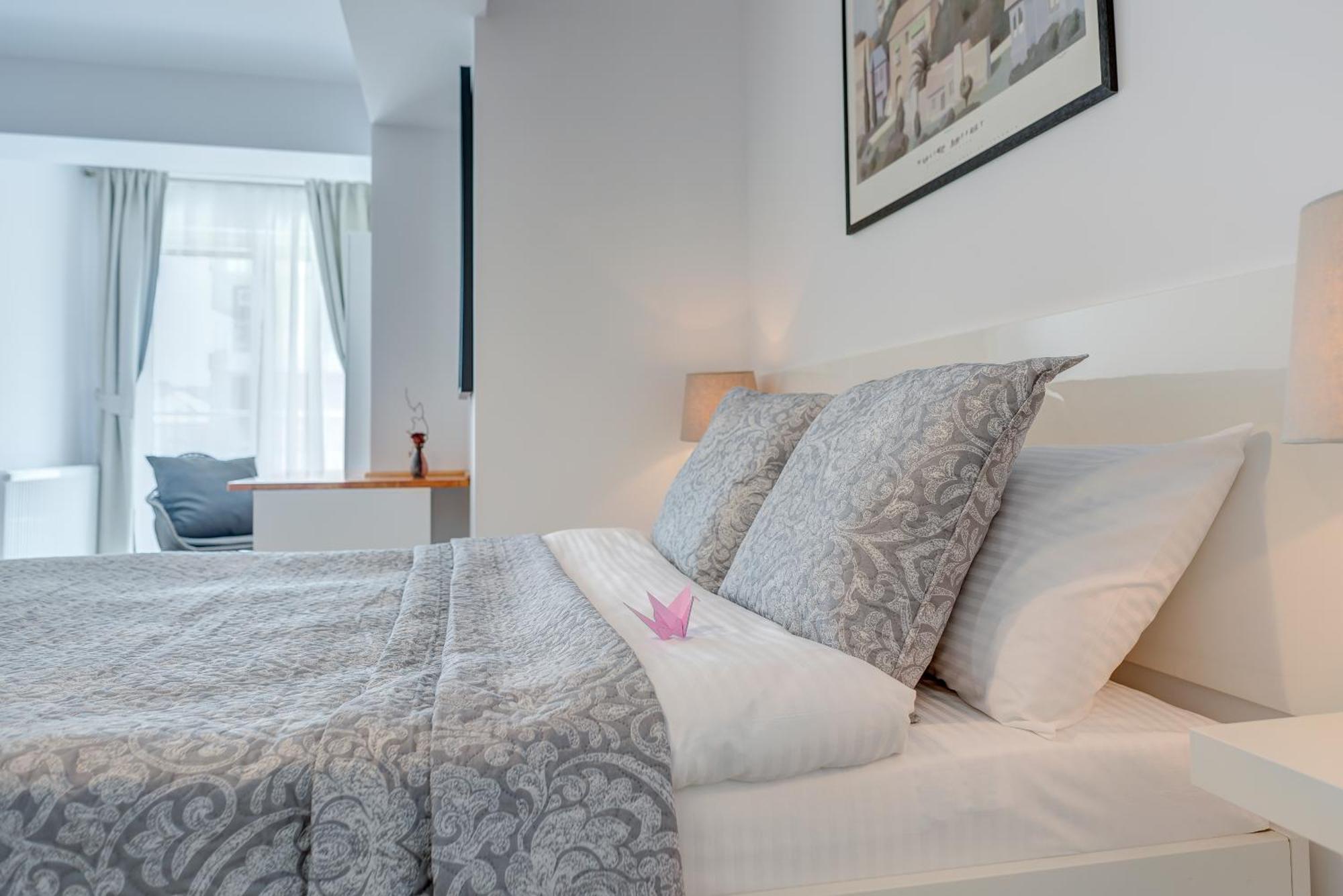 Bucharest Airport Suites & Villas Otopeni Kültér fotó