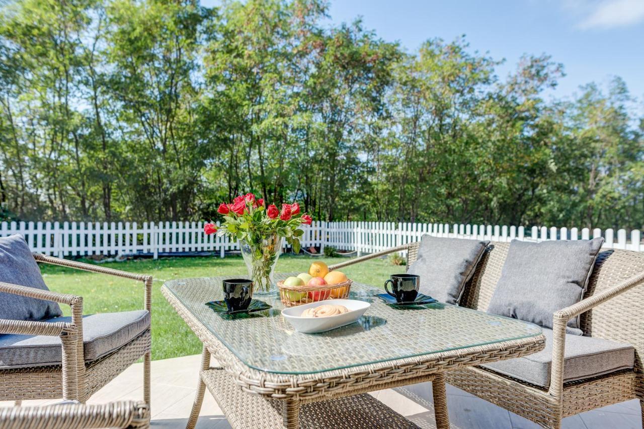 Bucharest Airport Suites & Villas Otopeni Kültér fotó