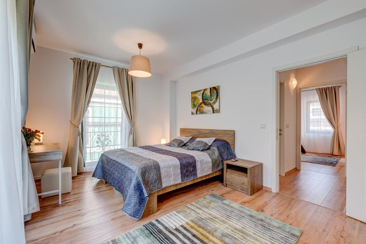Bucharest Airport Suites & Villas Otopeni Kültér fotó